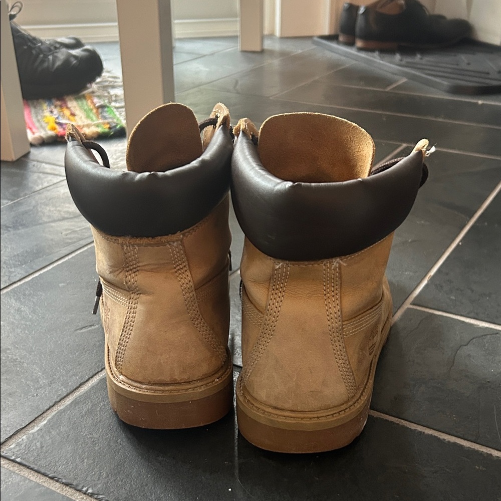 Men's Timberland Boots - Picture 3 of 5